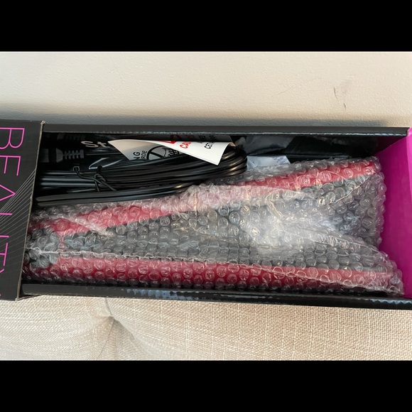 Style House Professional Styling Iron - Picture 3 of 4